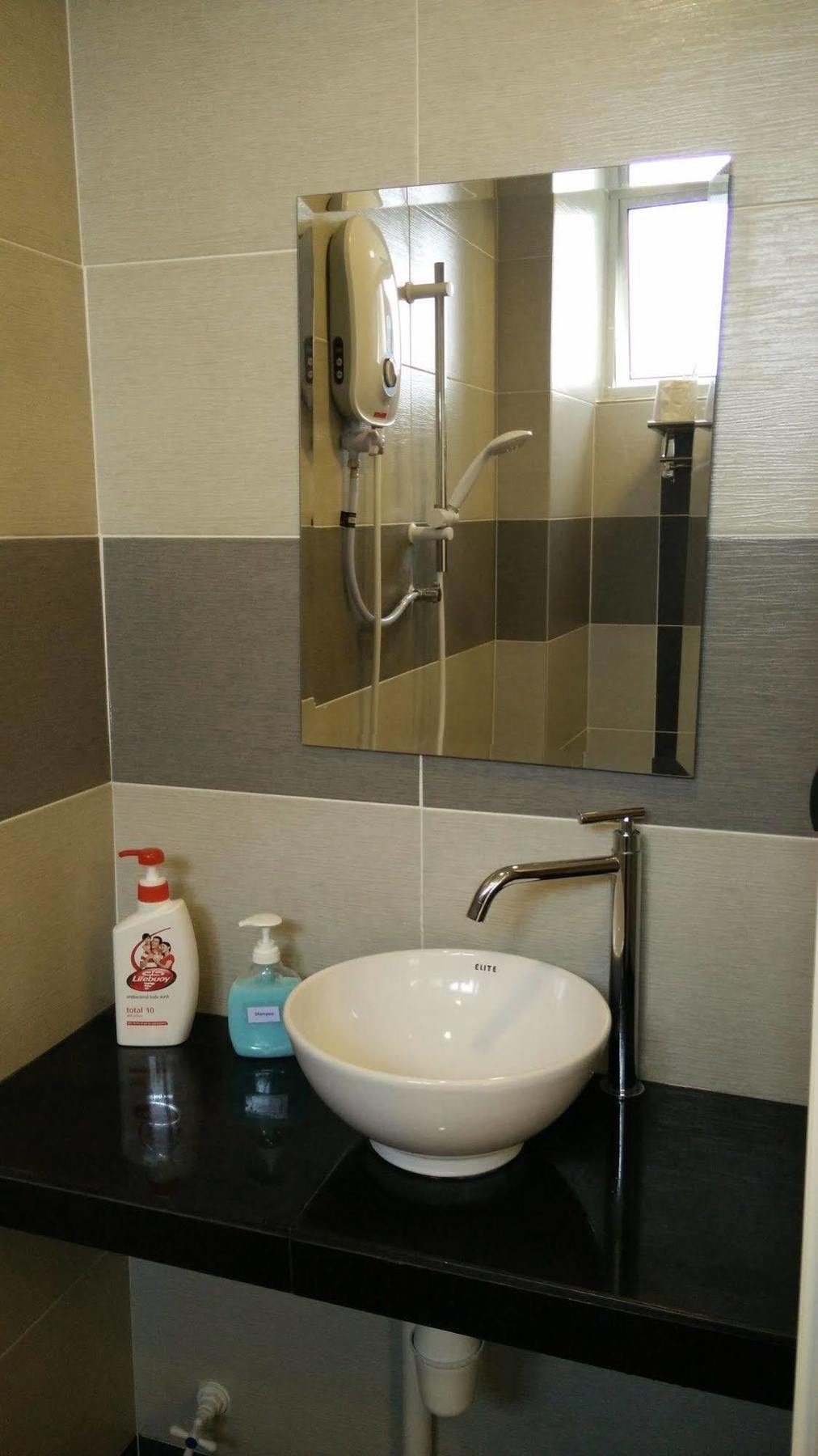 H&A Guest House Malacca Екстер'єр фото