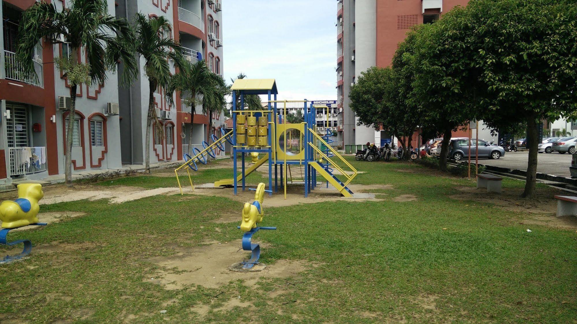 H&A Guest House Malacca Екстер'єр фото